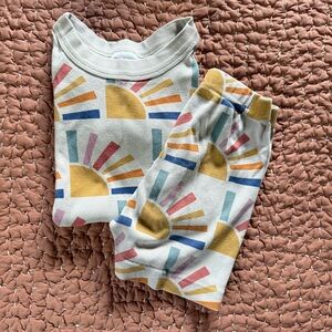 EUC Hanna Andersson Short Sleeve Pajama Set - Size 5 (110 cm)